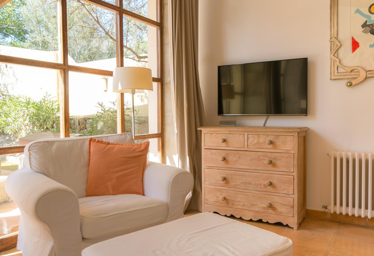 Coll Boutique - Adults Only 4*