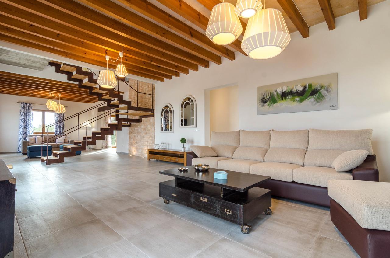 Xesquet Villa *