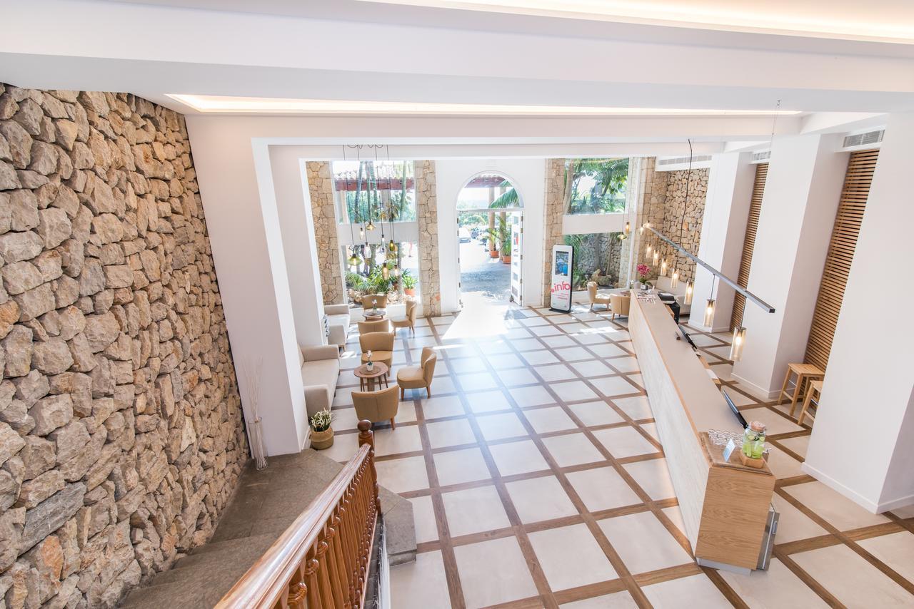 Na Taconera Hotel