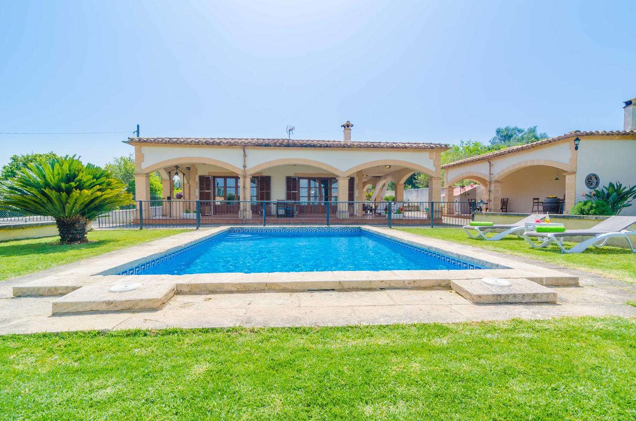 Ses Covetes * Petra (Mallorca)