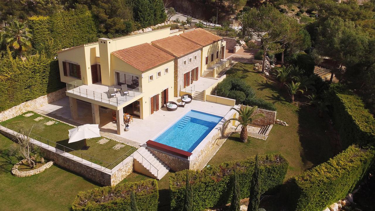 Amber By Cap Vermell Estate Villa