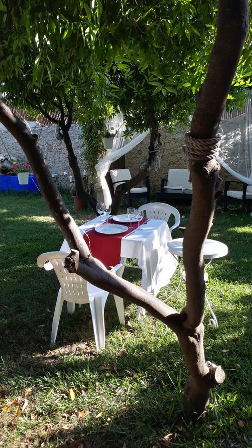 Ithaka Vacacional Pensión 3*