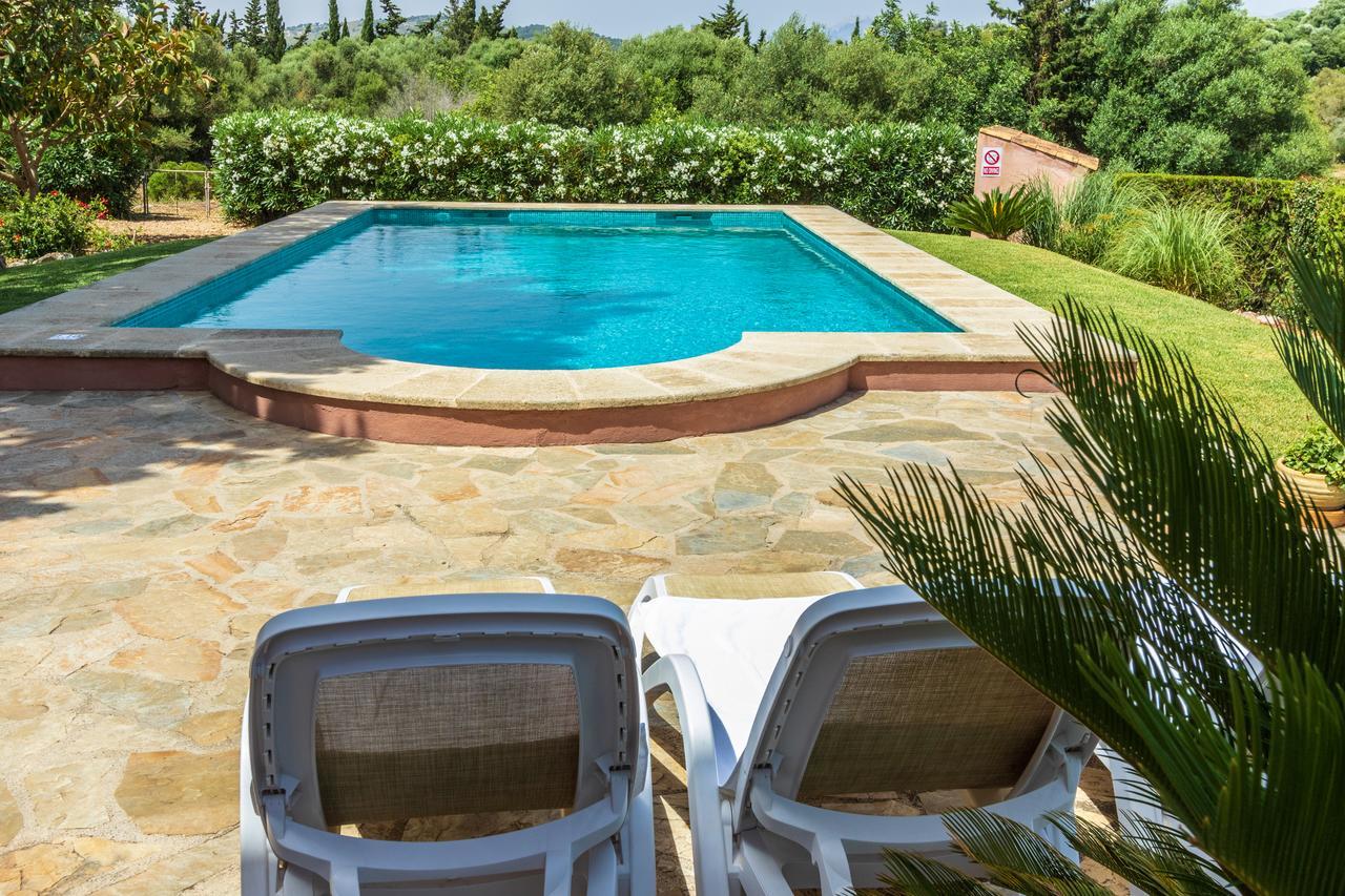 Villa Alzina *
