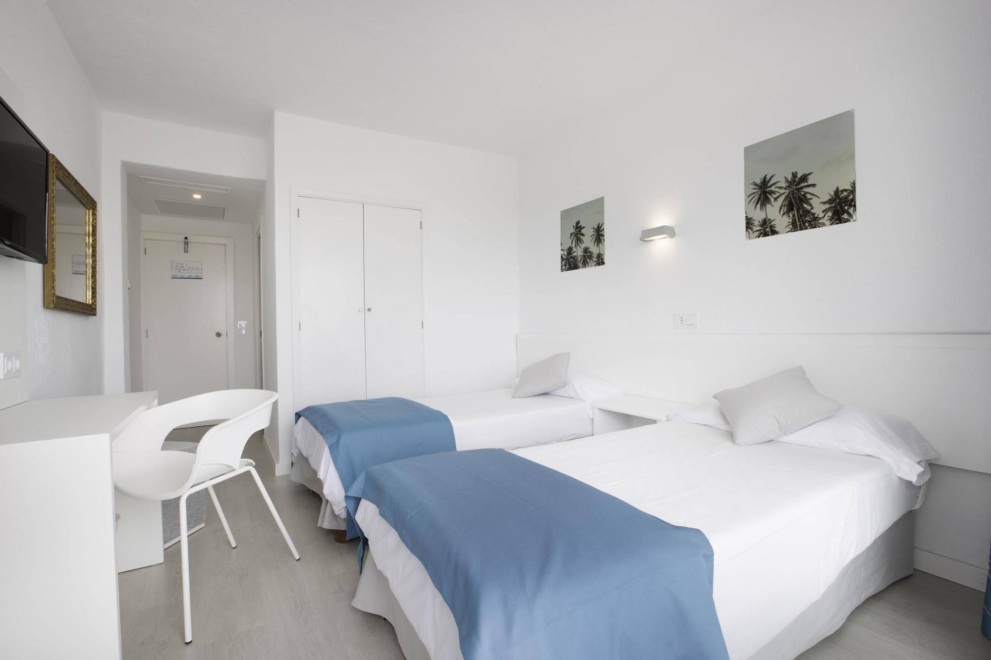 Blue Sea Arenal Tower - Solo Adultos Hotel