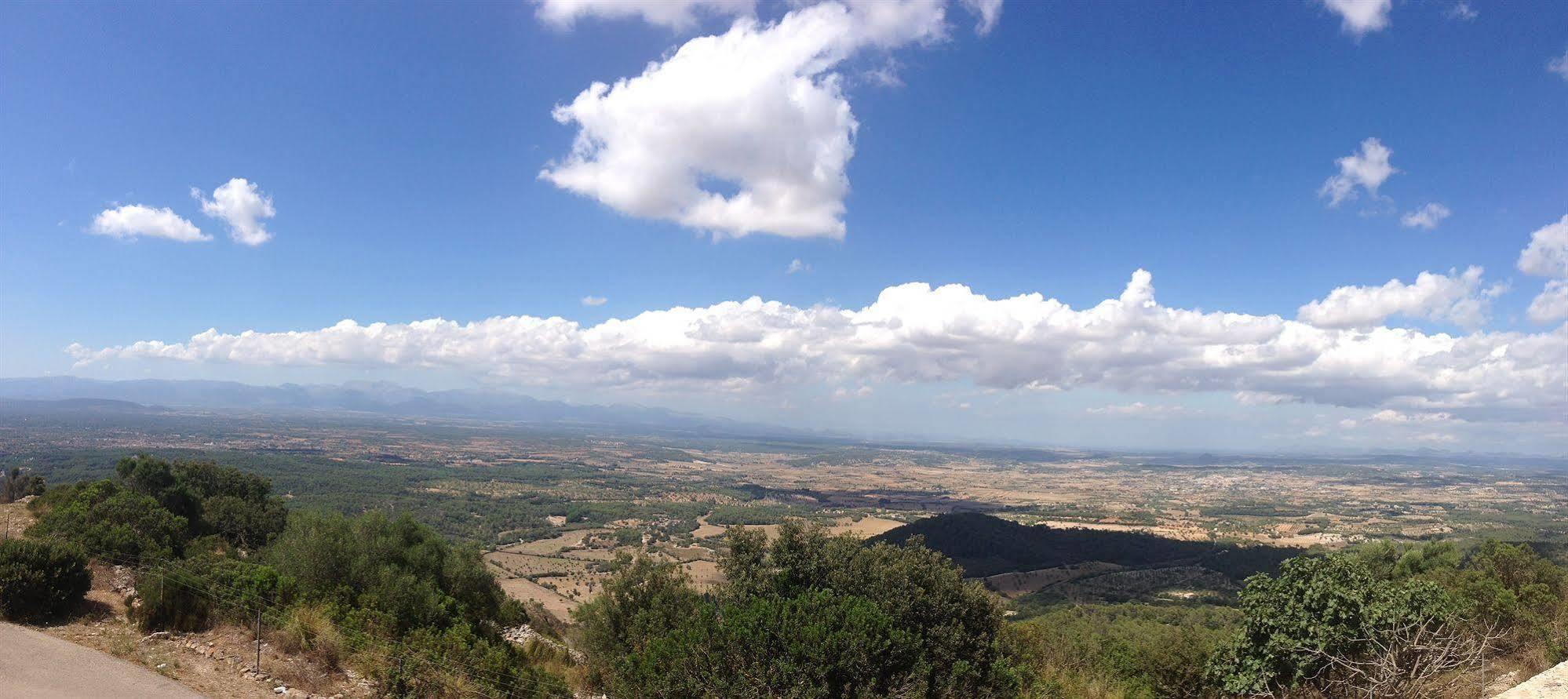 Santuari De Cura 3*