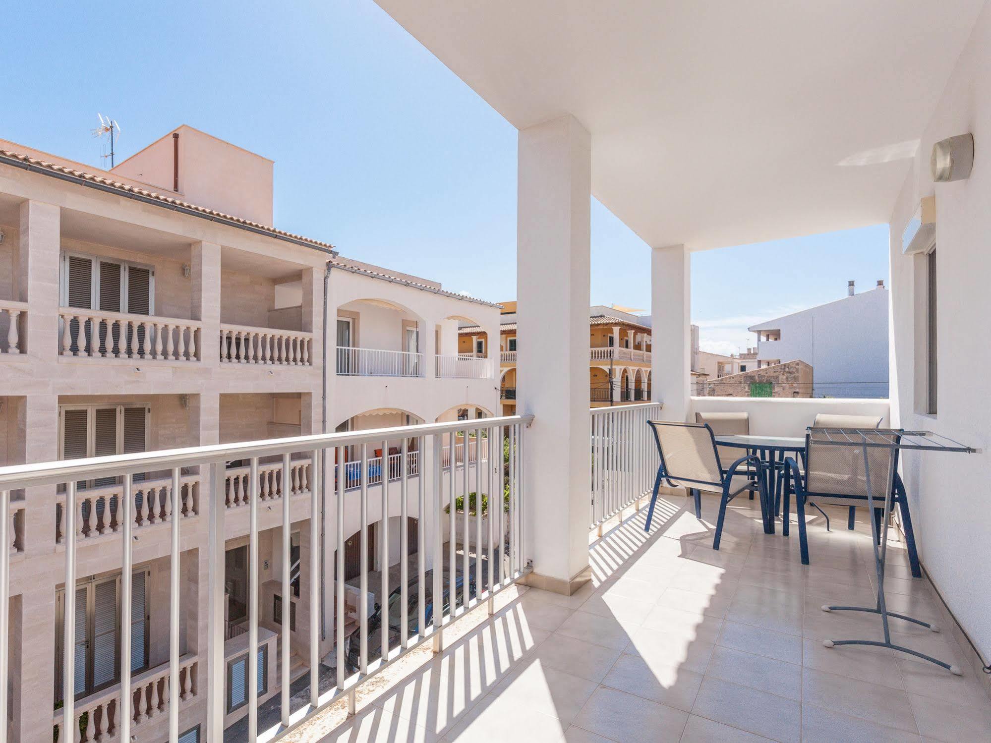Apartamentos Lago Colonia de Sant Jordi
