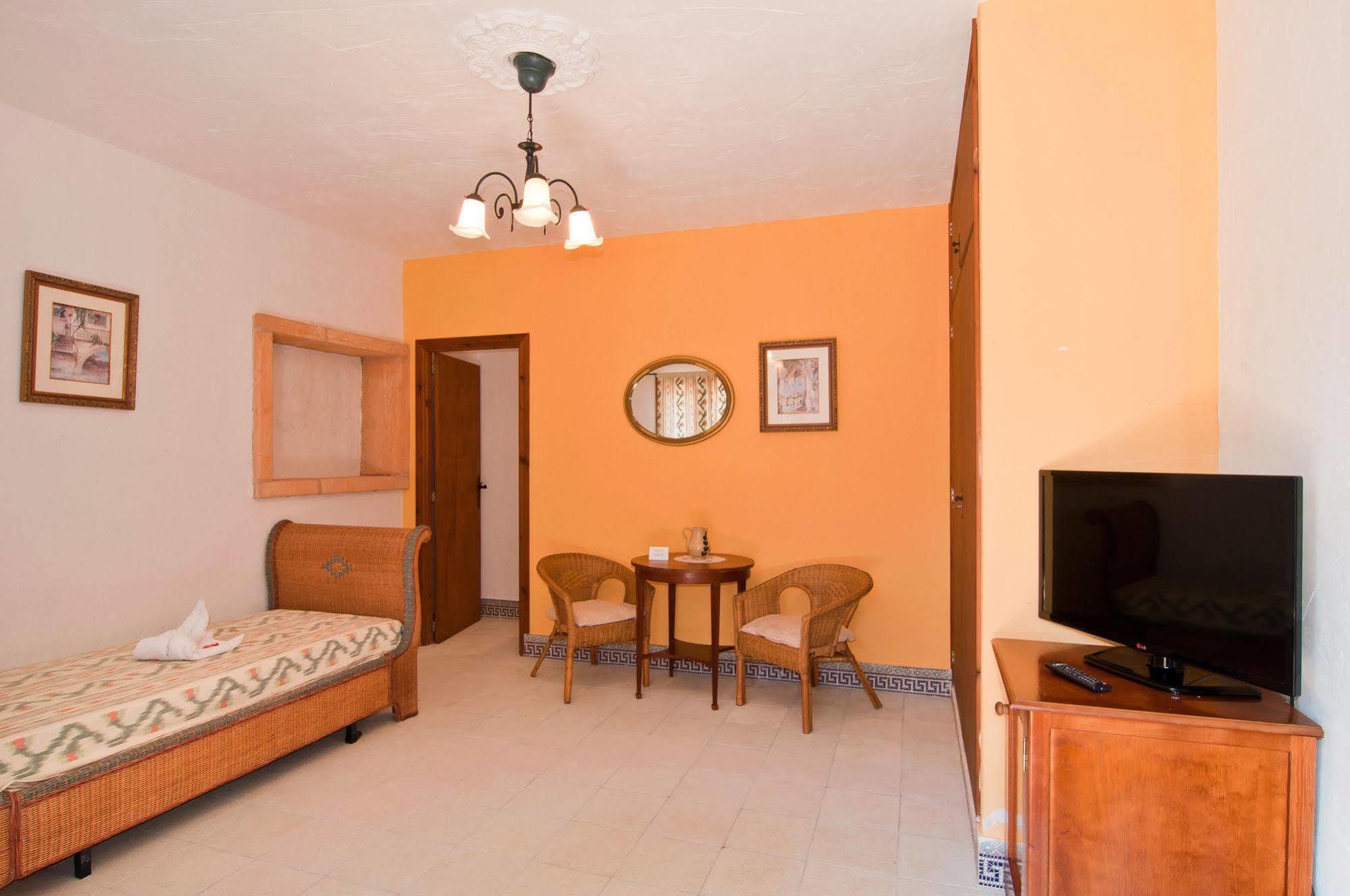 Hotel Es Palmer Campos (Mallorca)