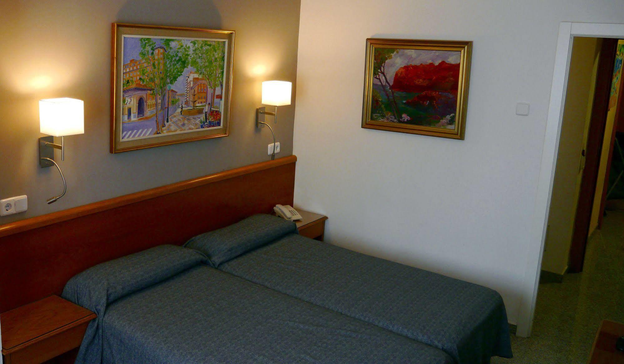 Hotel Abelay 2*