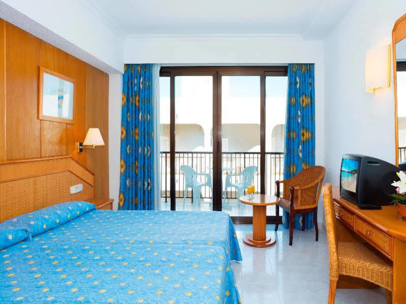 Hsm Regana - Adults Only