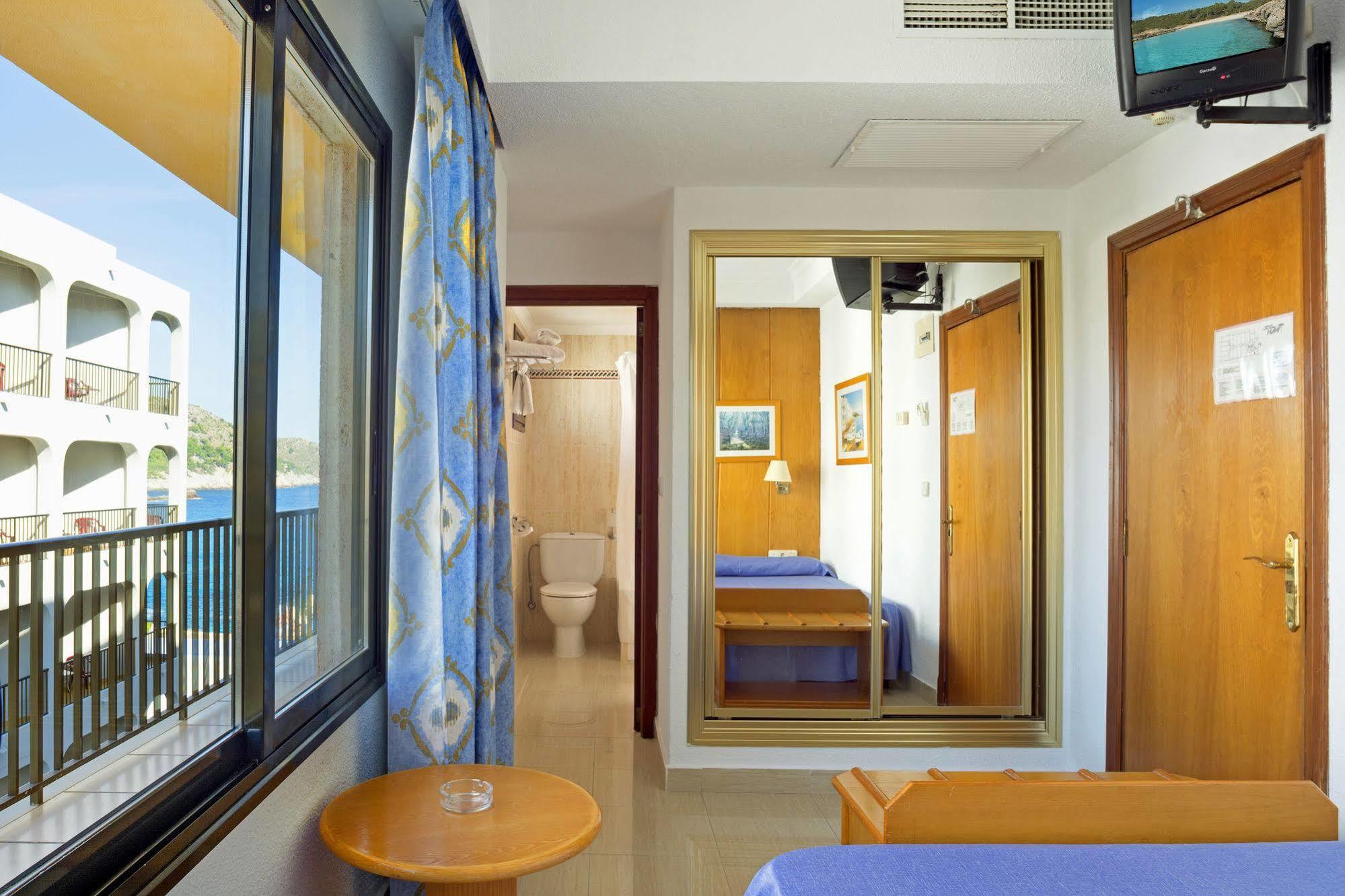Hsm Regana - Adults Only 4*