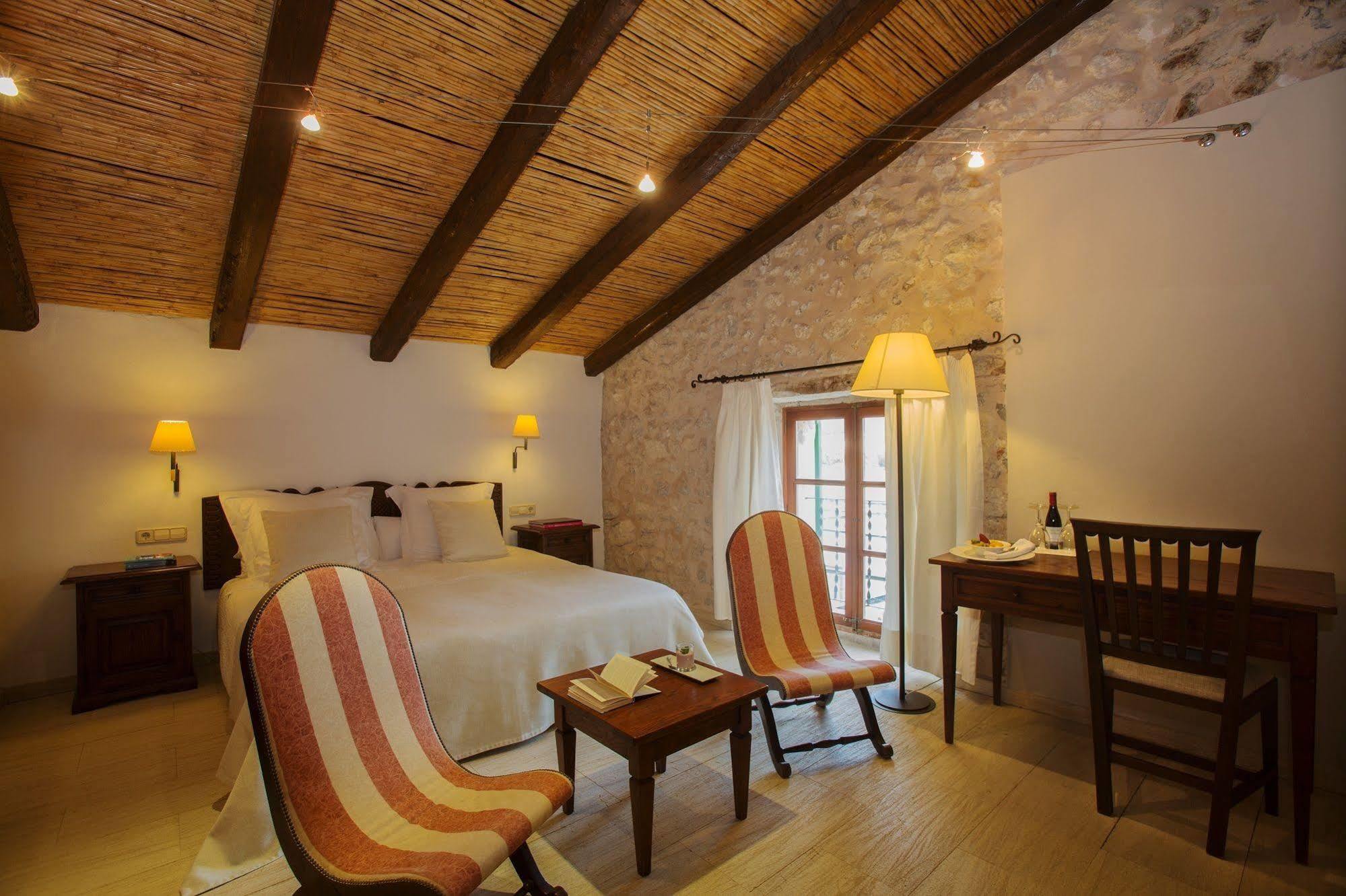 Monnaber Vell Hotel 4*