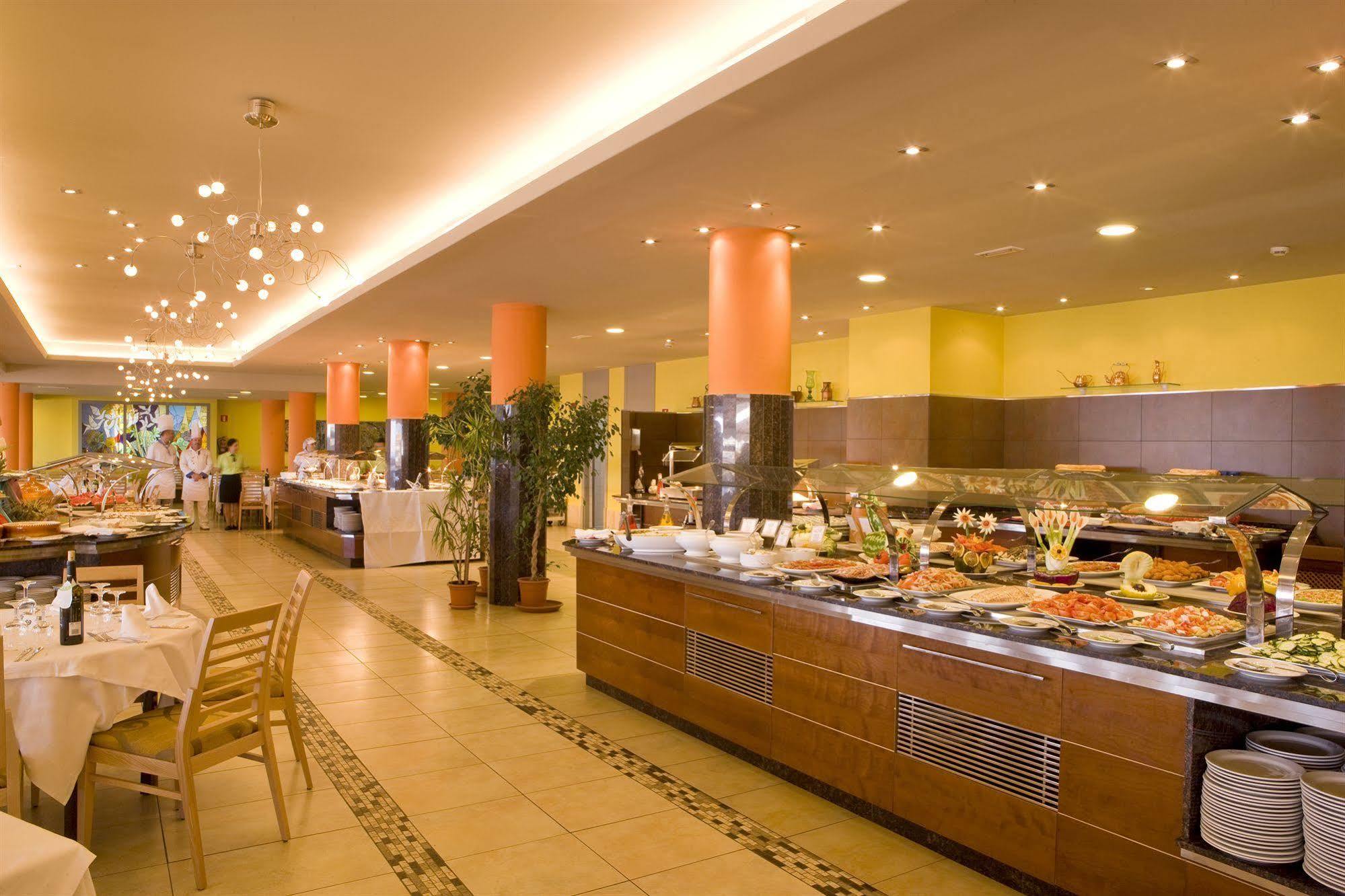 Universal Romantica Hotel 4*