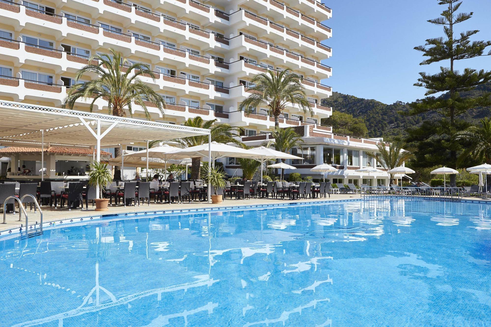 Universal Castell Royal Hotel 4*
