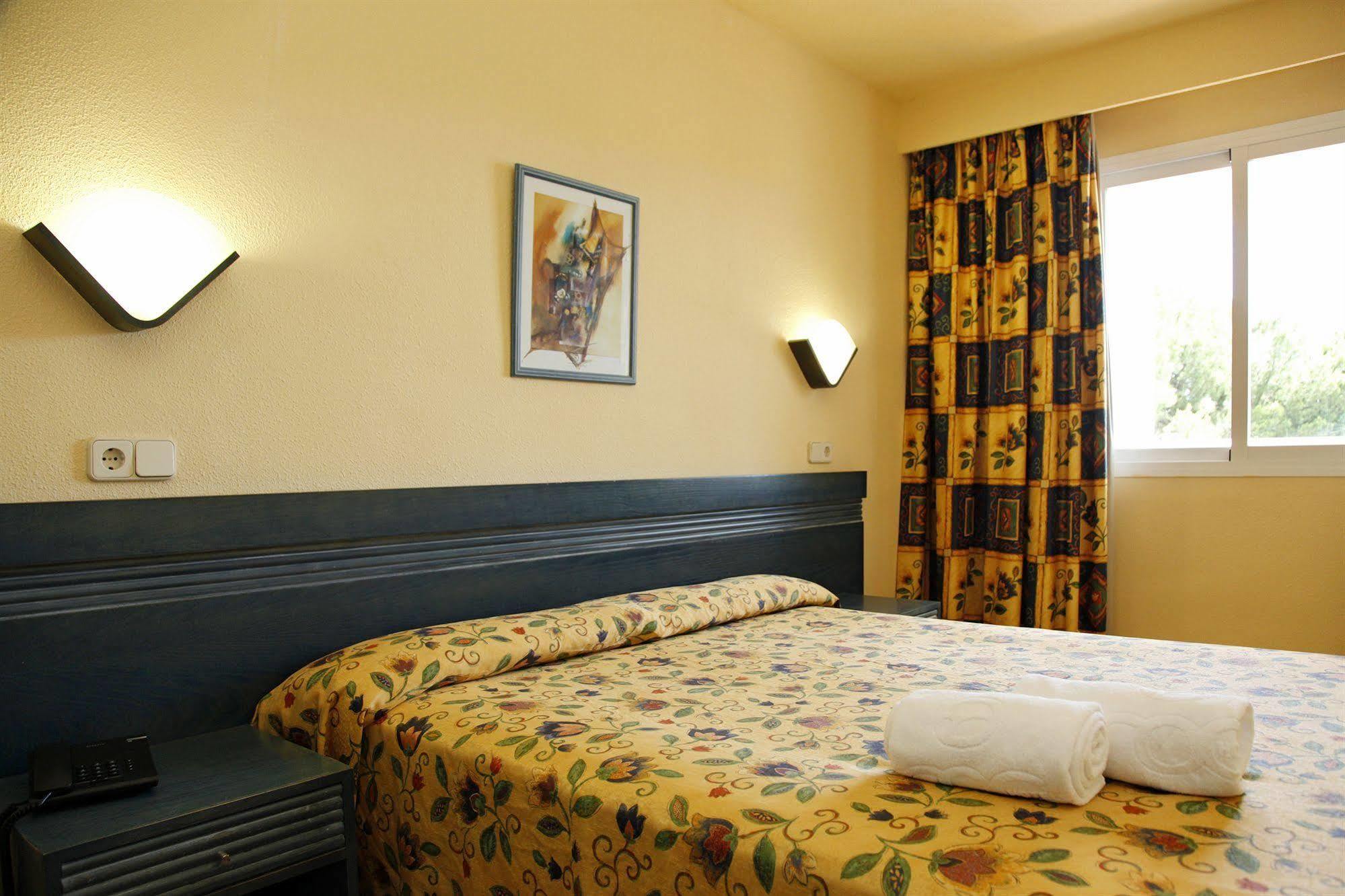 Aluasun Continental Park & 4* Playa de Muro (Mallorca)