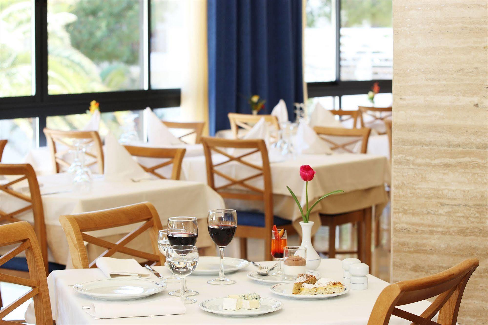 Inturotel Azul Garden Apartahotel Cala D´Or