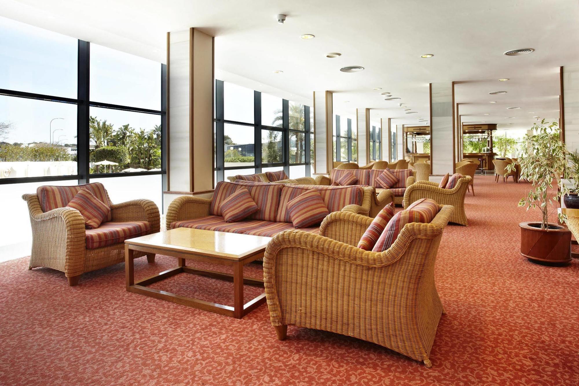 Grupotel Taurus Park Hotel 4*