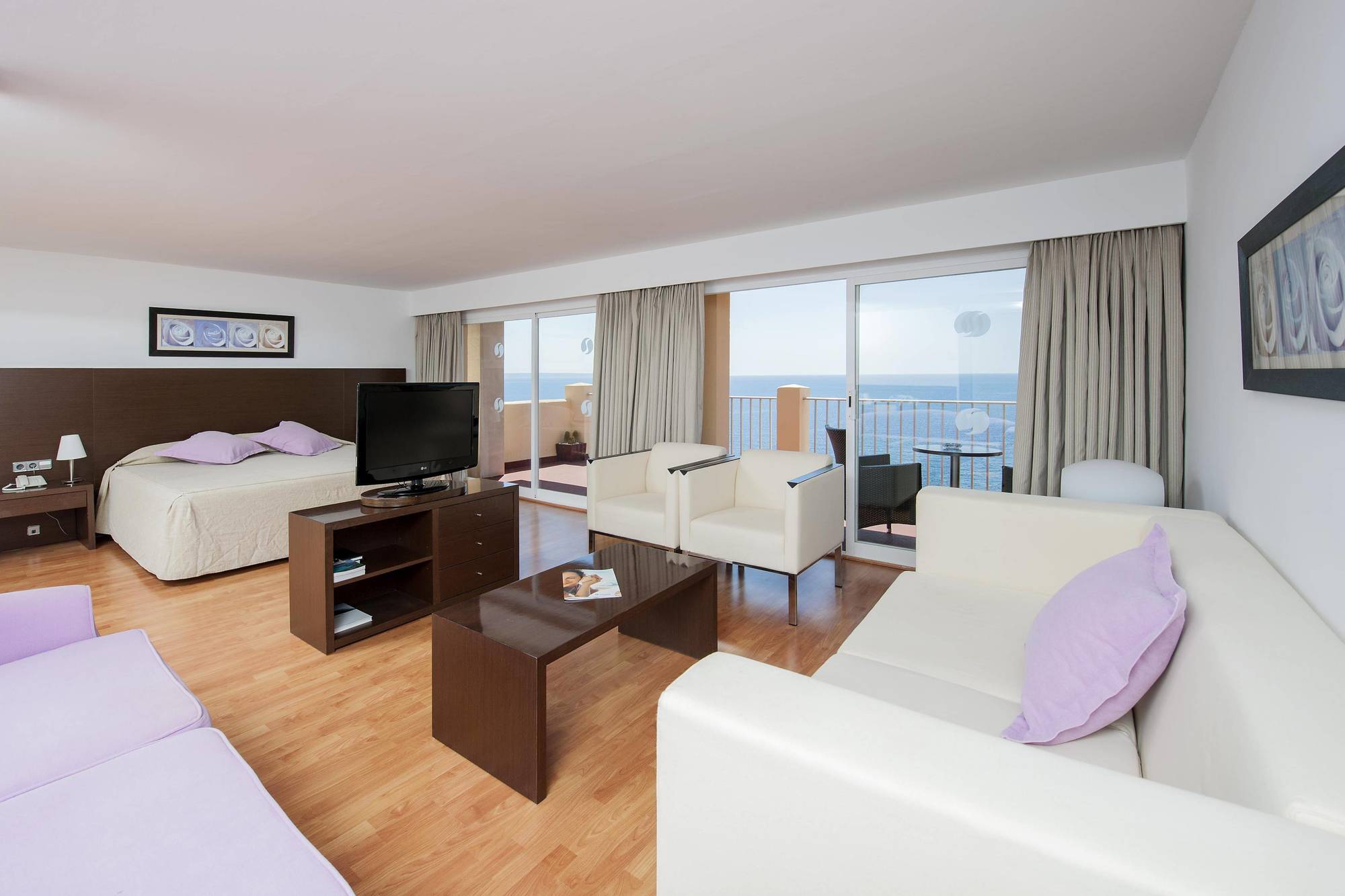 Resort Globales Cala Viñas Adults Only 16+