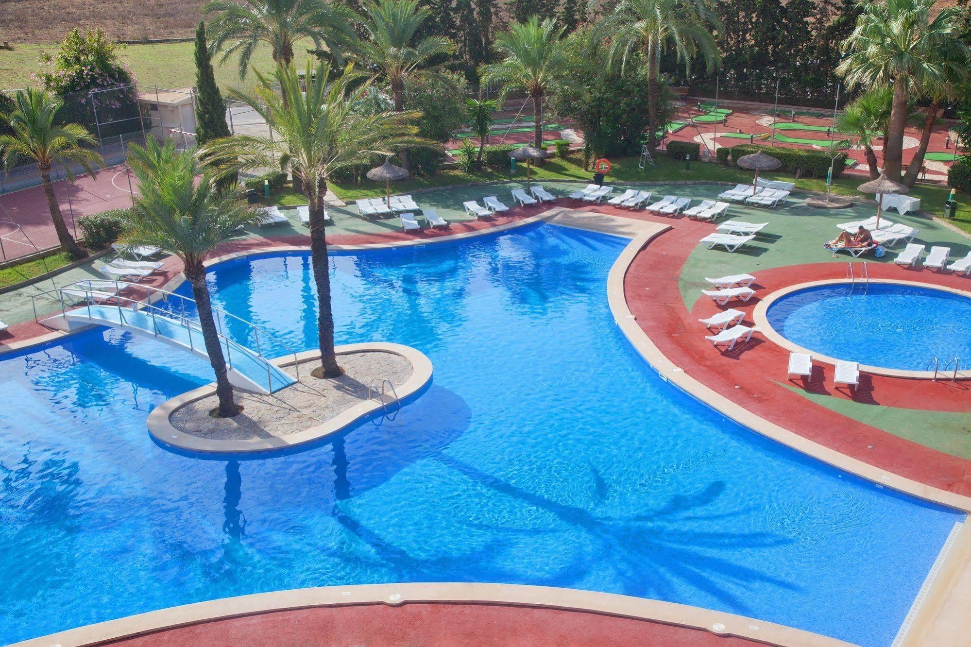 Hm Martinique Hotel 4*