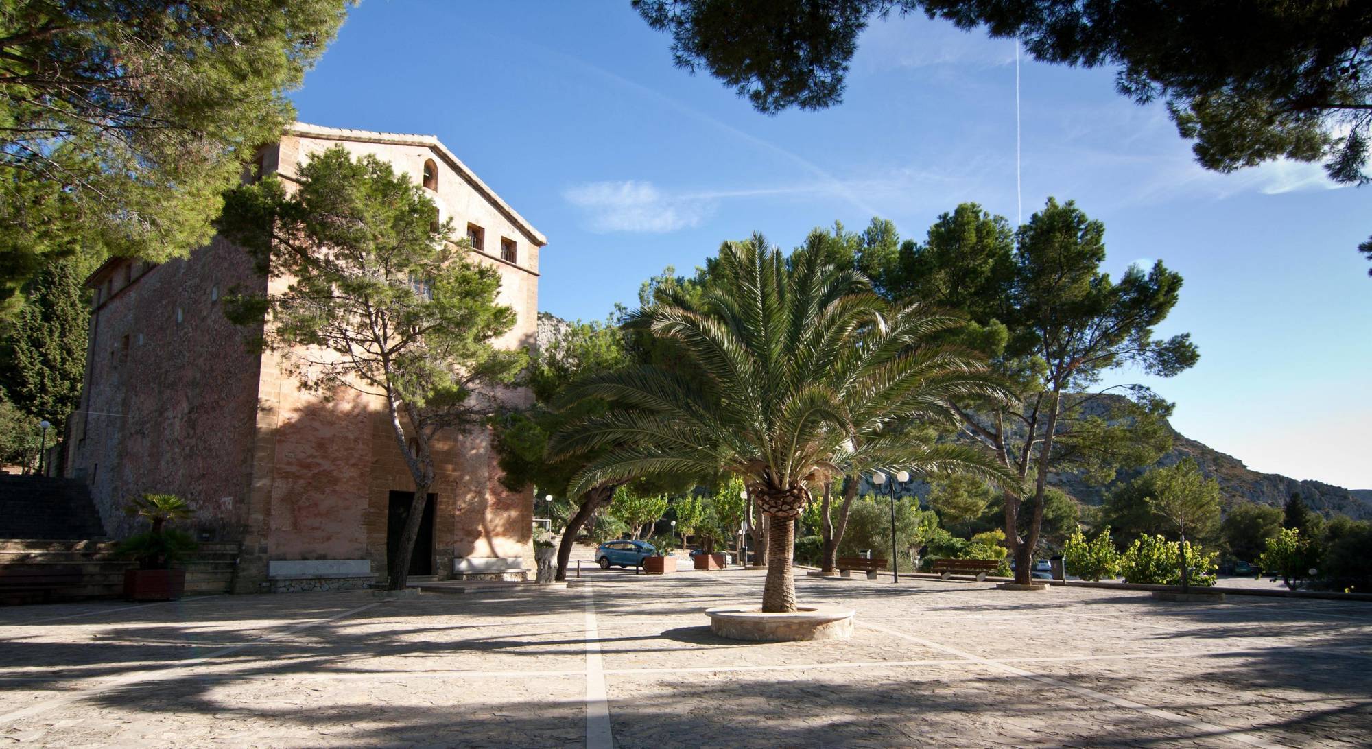 Hotel Petit Hostatgeria La Victoria