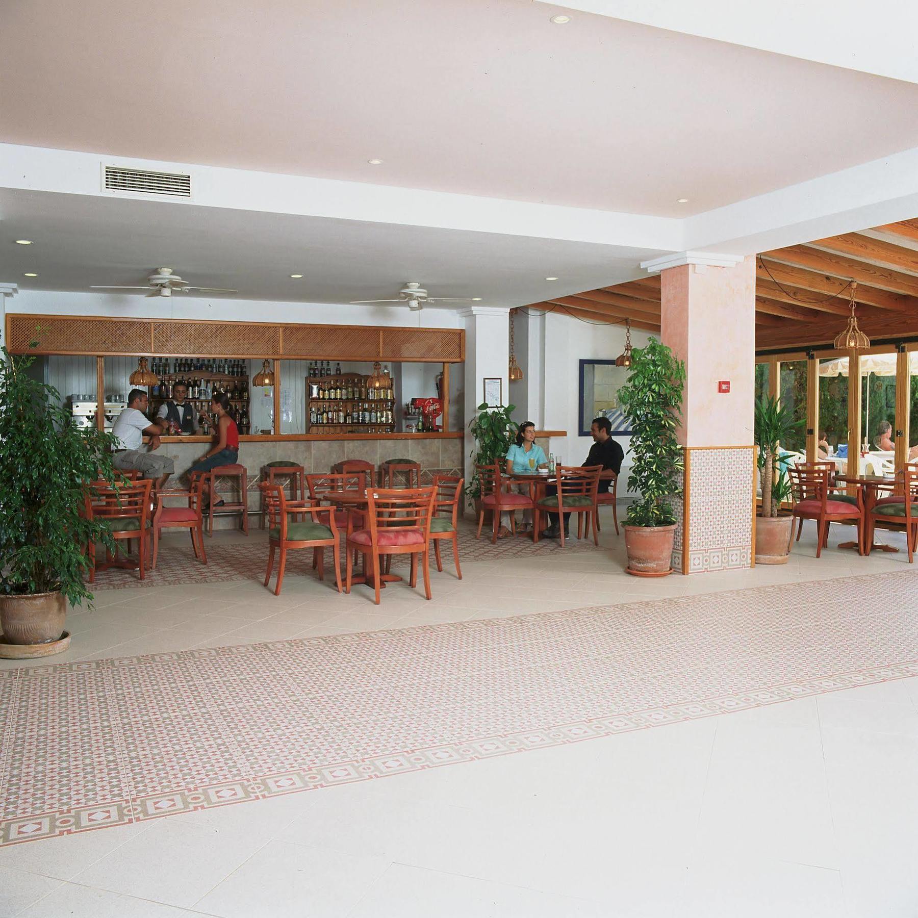 O7 Colombo Hotel 3*