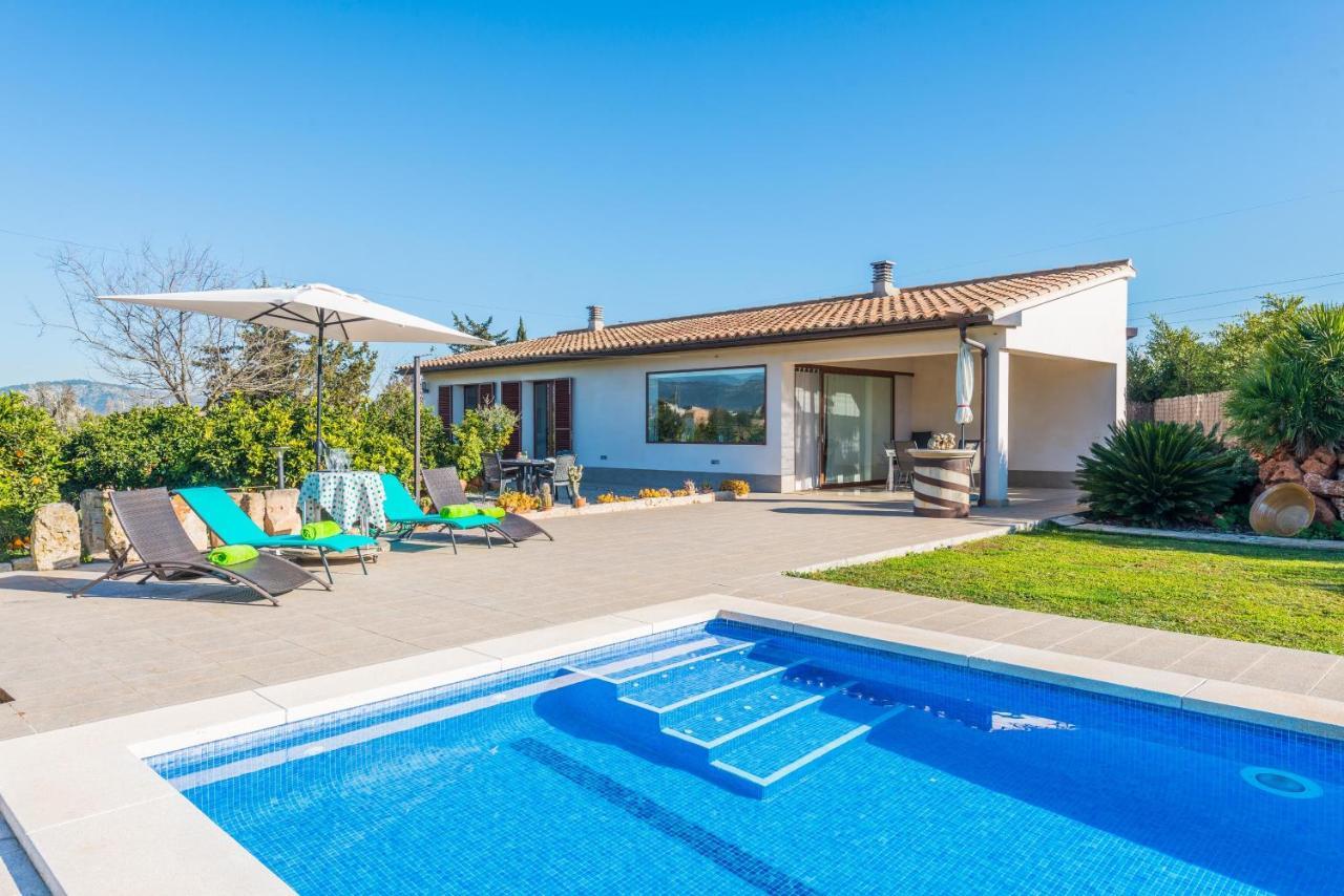 Es Serral Holiday home