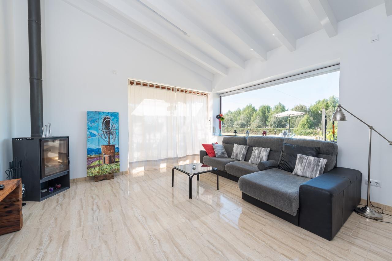 Es Serral Holiday home