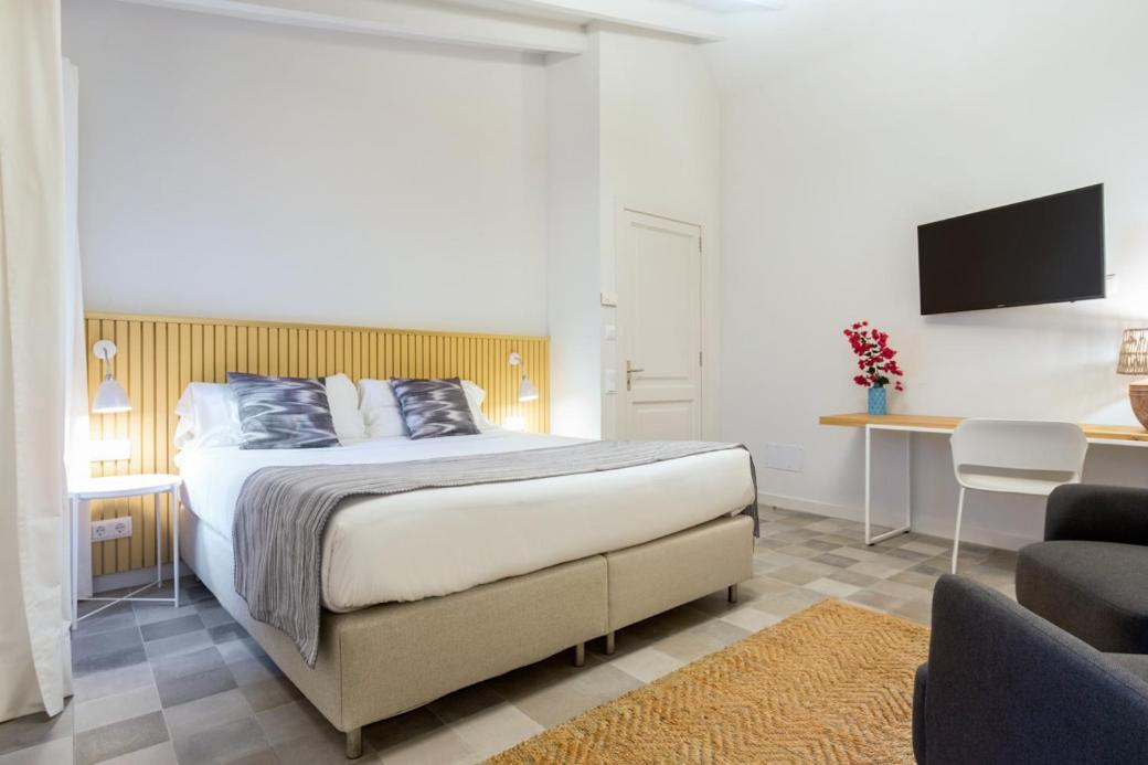 Son Gris Hotel 3*