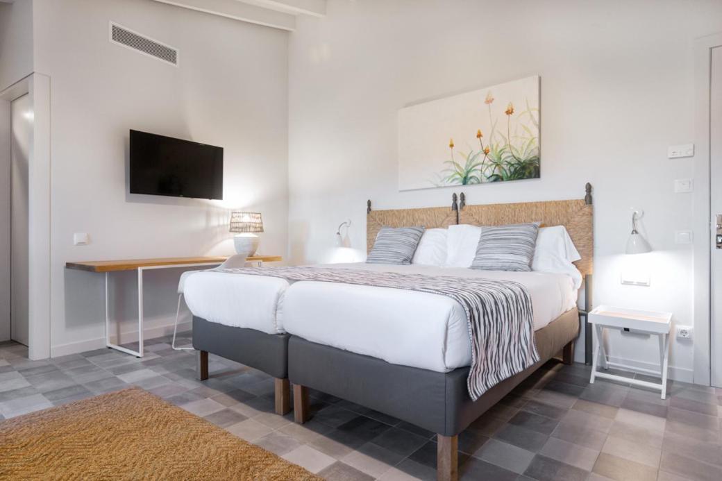 Son Gris Hotel 3*