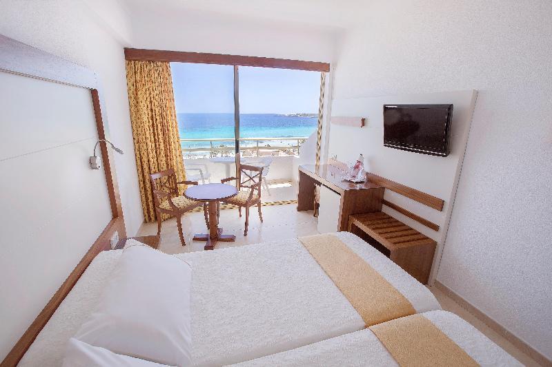 Biniamar Hotel 3*
