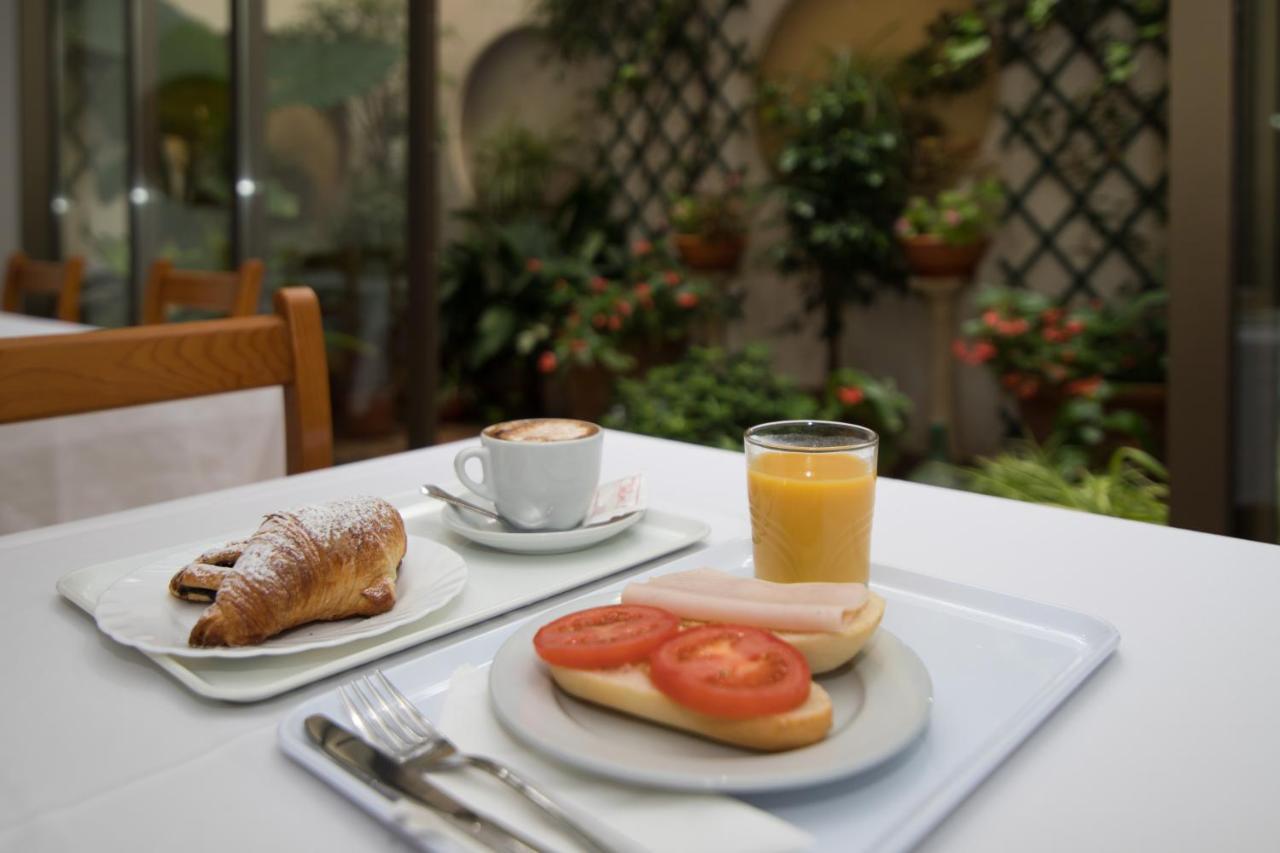 Abelay Hotel
