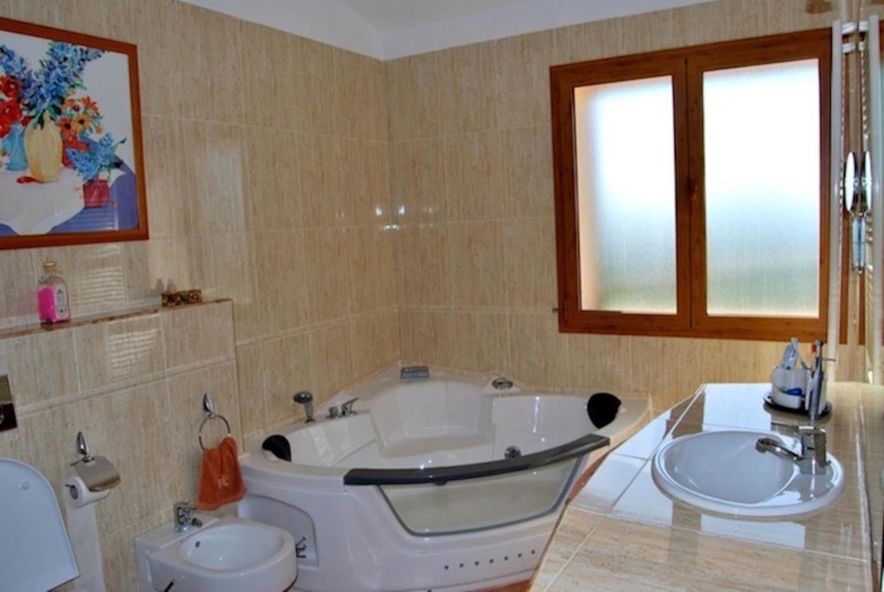Es Vinyet By Priority Villa Petra (Mallorca)