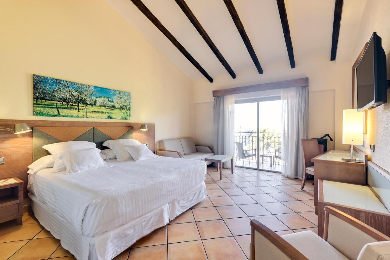 Hotel Occidental Playa De Palma 4*