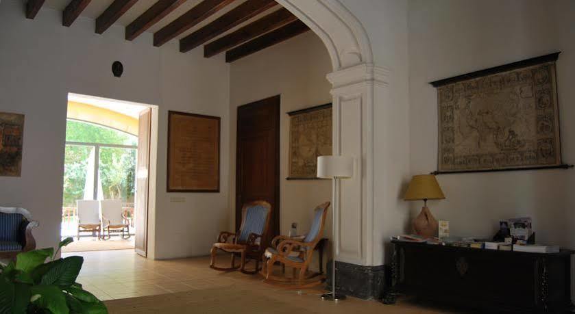 Hotel Moragues