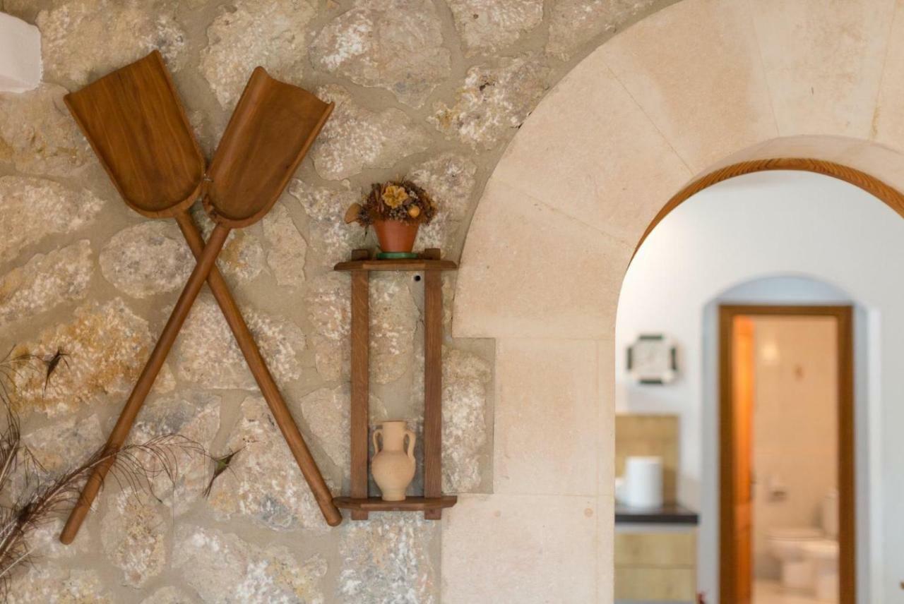 Xisca Villa *