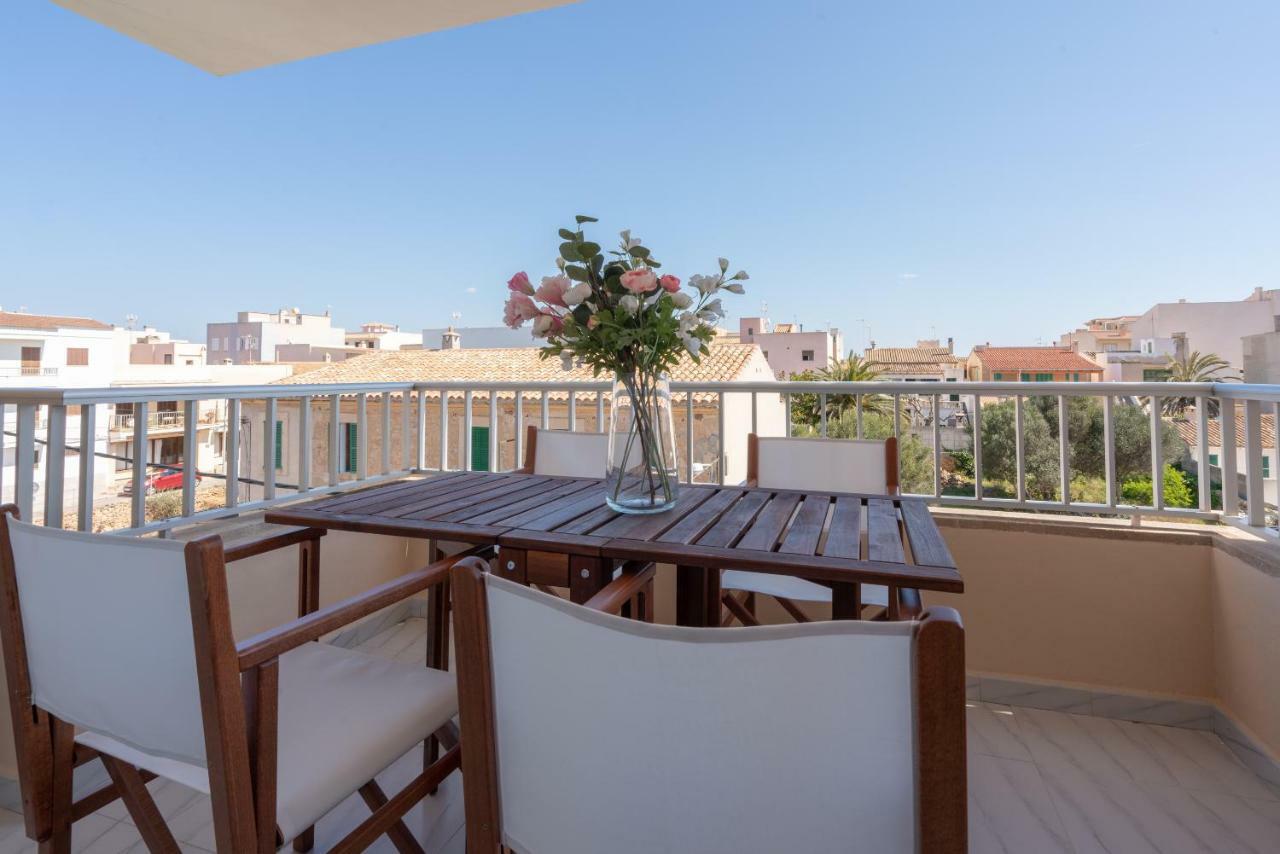 Edificio Colonia de Sant Jordi