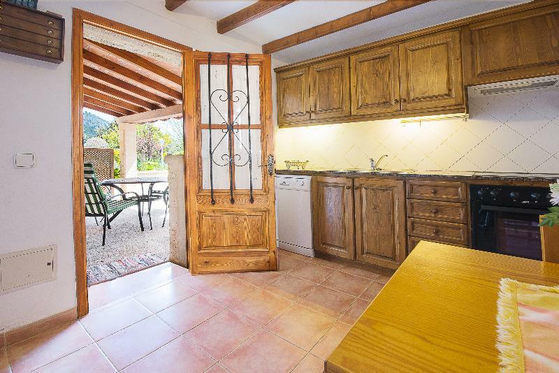 Villa Colonya Jaume-3 Bedrooms, Private Pool Near