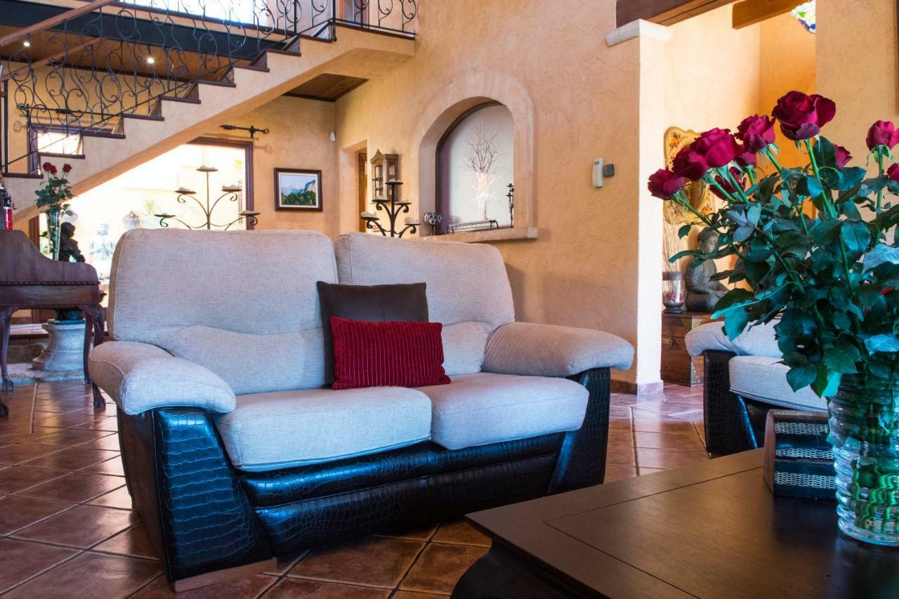 Alzina 5 Bedrooms With Pool In Sa Coma At The Foot Of The Sierra De Tramuntana But Close To Palma Villa