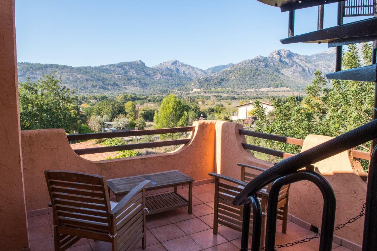 Villa Alzina 5 Bedrooms With Pool In Sa Coma At The Foot Of The Sierra De Tramuntana But Close To Palma