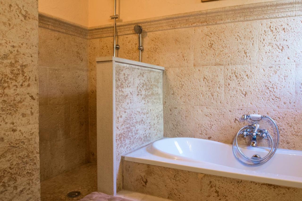 Alzina 5 Bedrooms With Pool In Sa Coma At The Foot Of The Sierra De Tramuntana But Close To Palma Villa