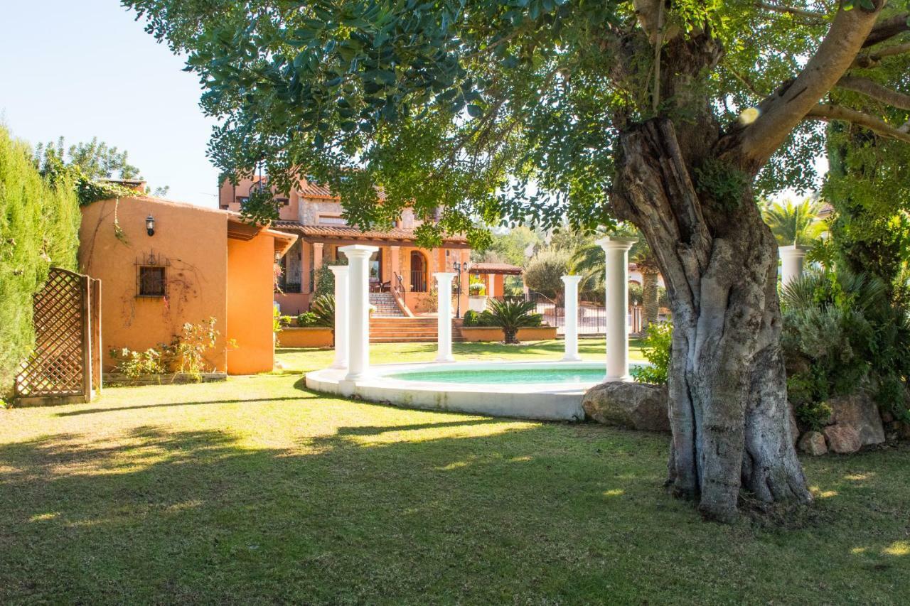 Villa Alzina 5 Bedrooms With Pool In Sa Coma At The Foot Of The Sierra De Tramuntana But Close To Palma