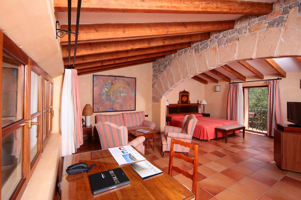 Ca's Garriguer Farm stay *