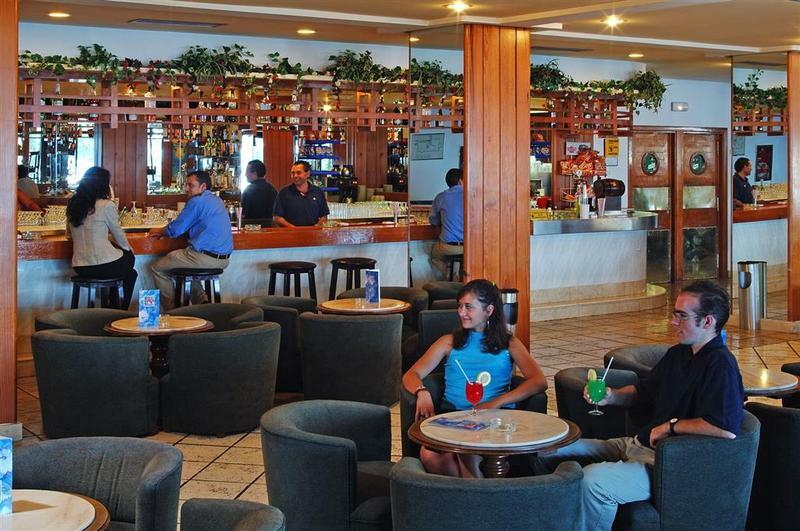 Resort Aluasun Cala Antena 3*