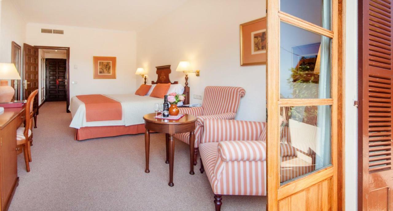 Es Moli Hotel