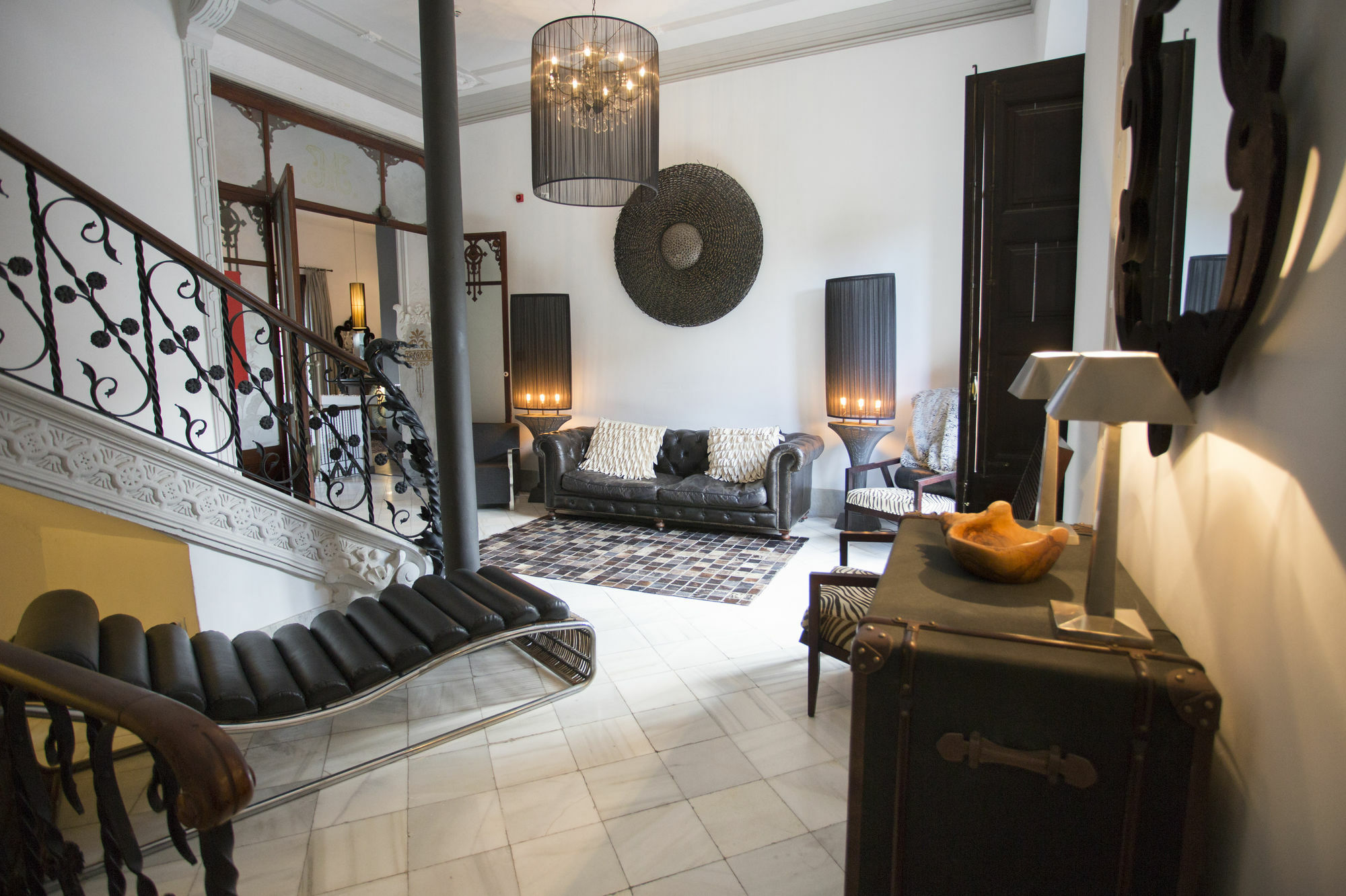 L'avenida Hotel