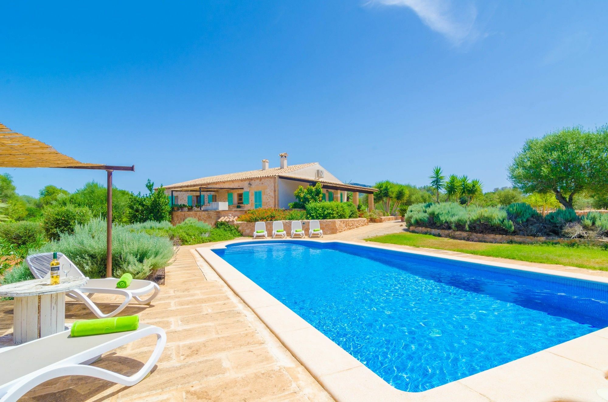 Casa Yolanda Villa