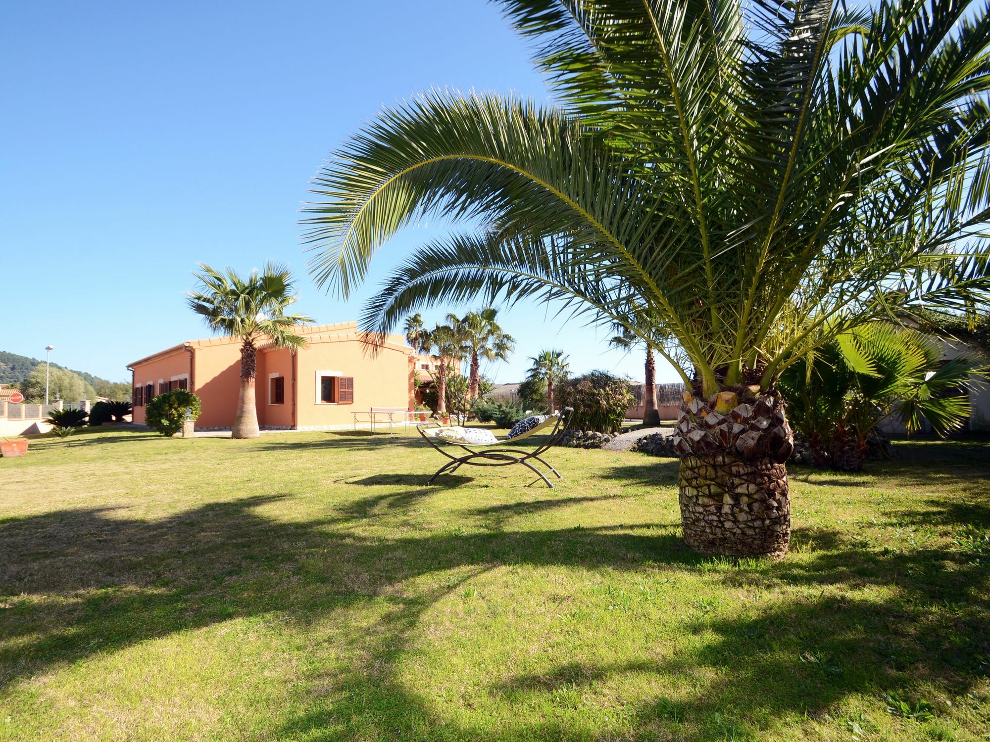 Crestax Villa