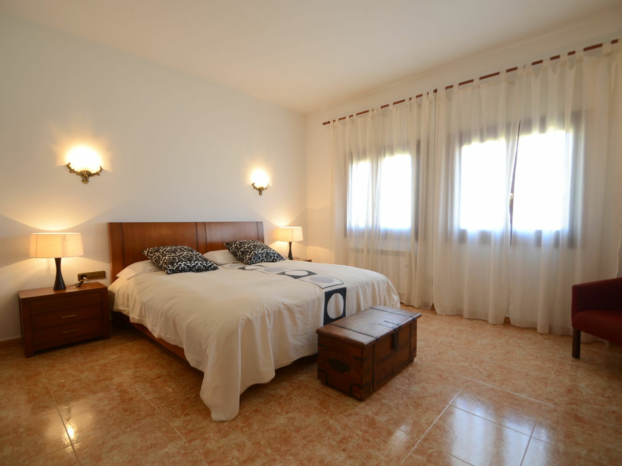 Crestax Villa