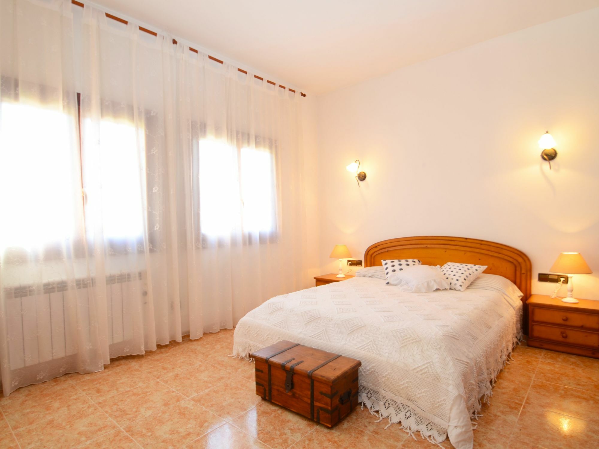 Crestax Villa *