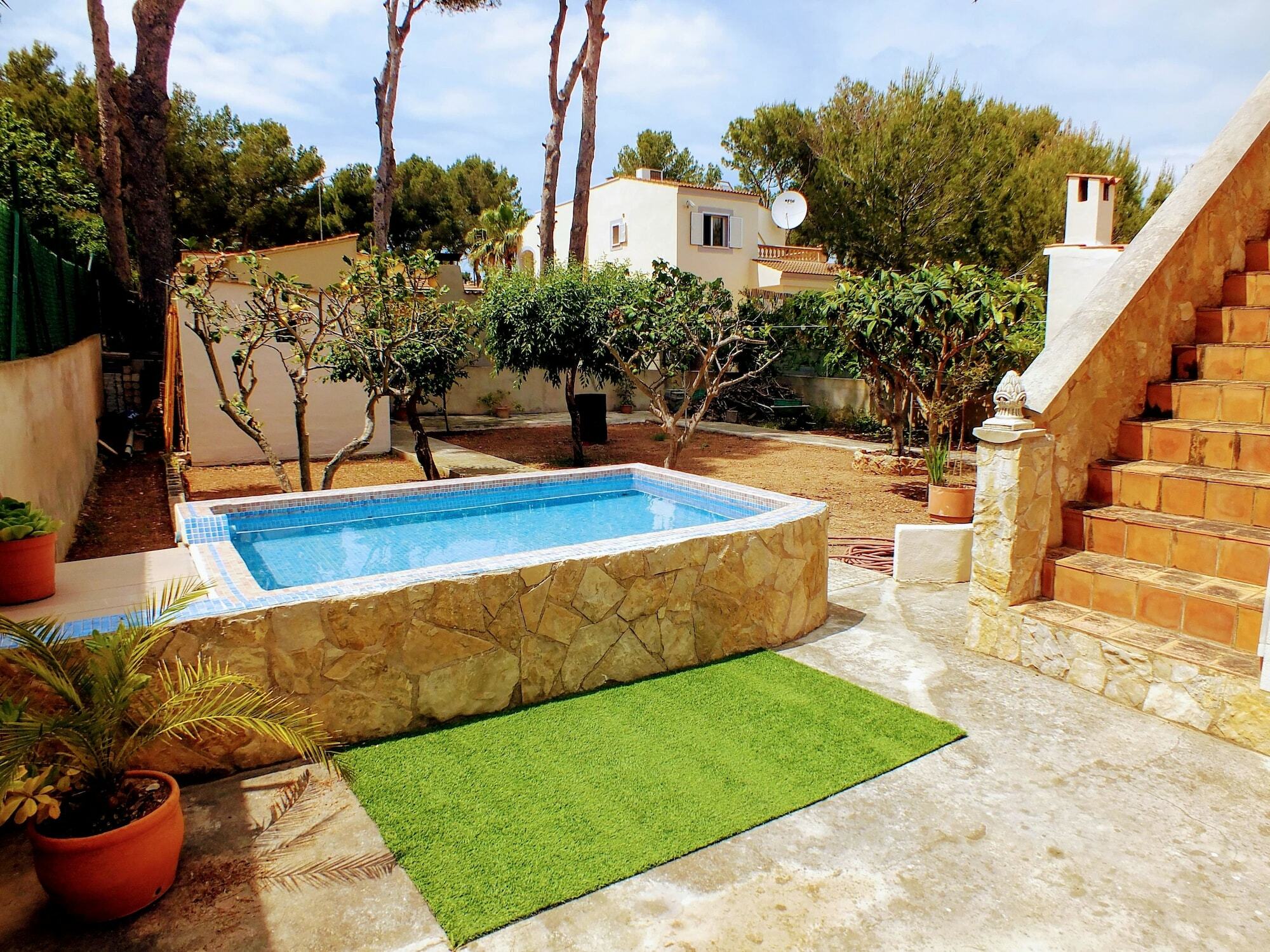 Cerlins Ficus Garden Villa