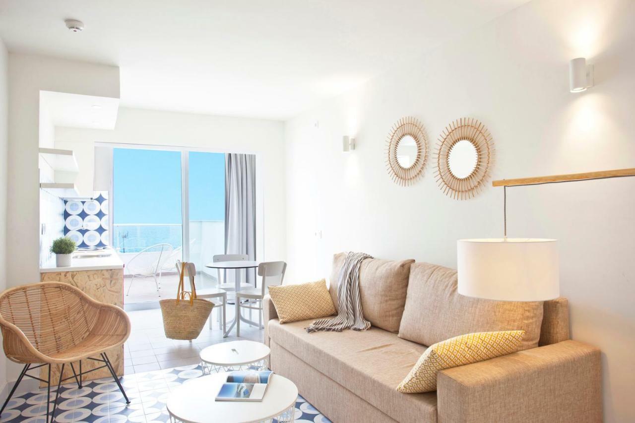 Apartahotel Cala Morlanda Estudios